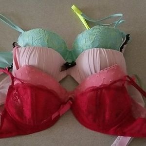 Lot of 4 bras